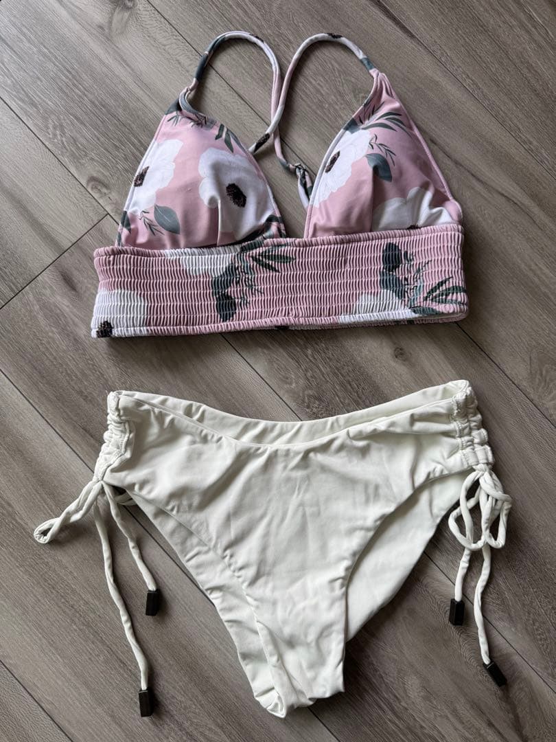 美品 ☆ ALEXIA STAM フラワープリント セパレート水着