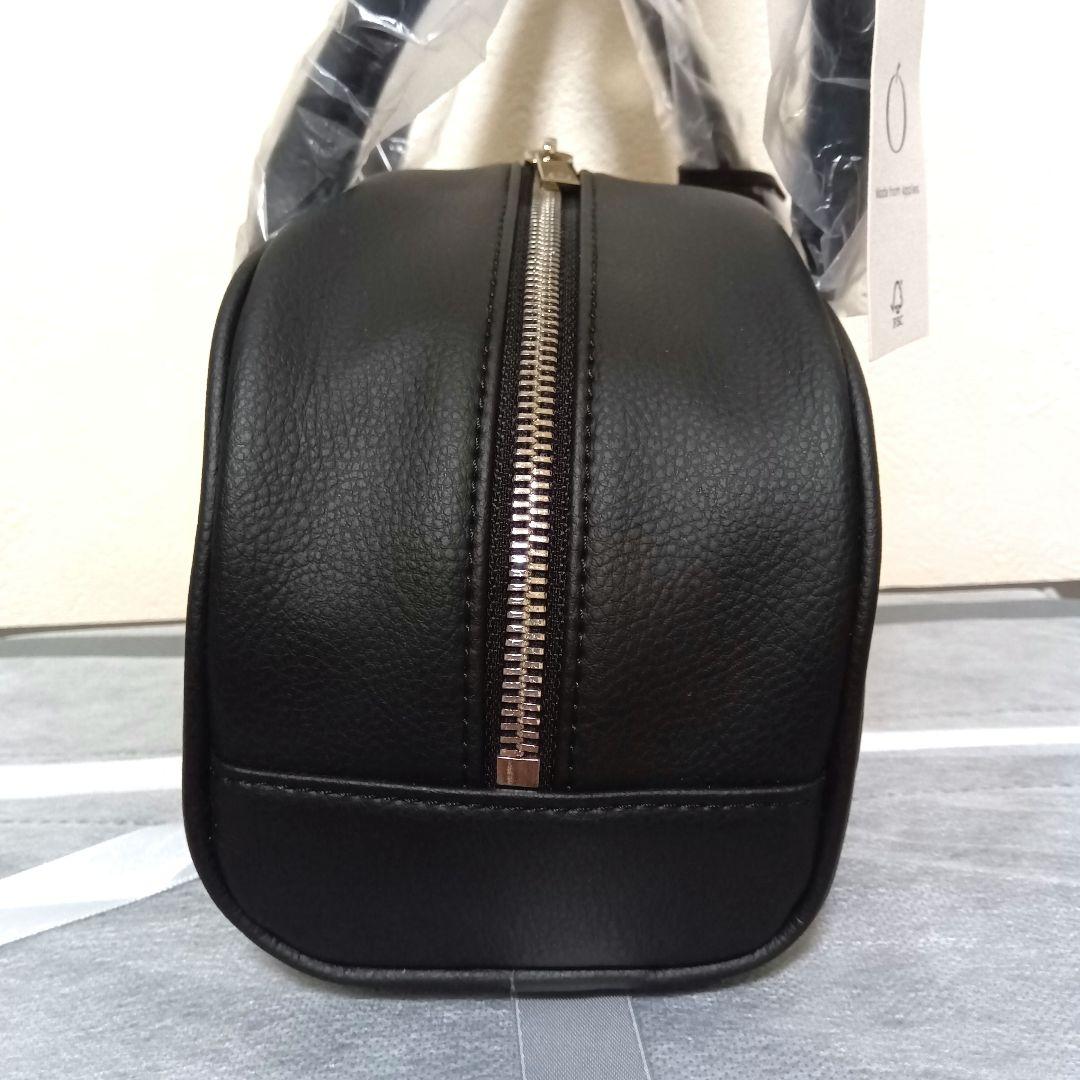 【未使用】LOVSTTOKYOAppleHalf-MoonBostonBag