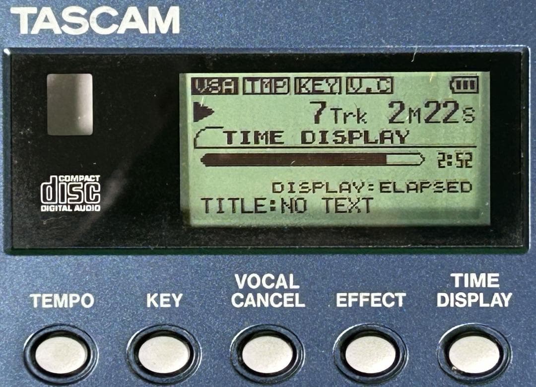 ★中古動作確認済 TASCAM CD-VT2 ボーカルトレーナー　アダプター付属