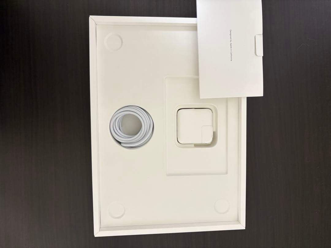 MacBookAir M2 シルバー　8GB