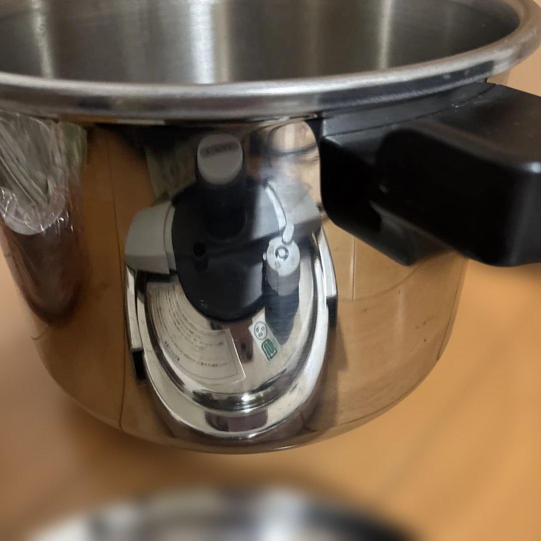 新品　T-fal 圧力鍋 クリプソ　6L 中カゴ付き