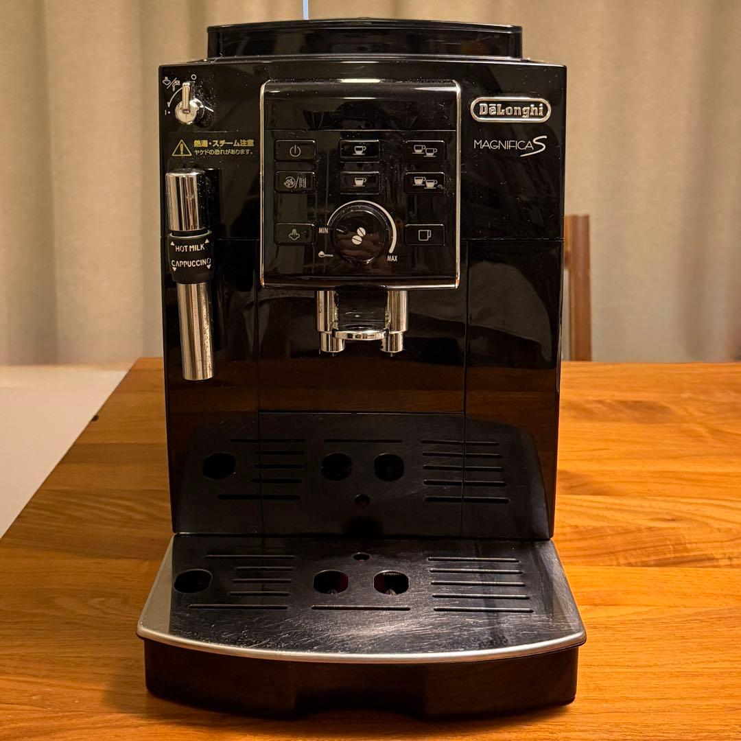 ジャンク品 現状渡し デロンギ マグニフィカS ECAM23120BN