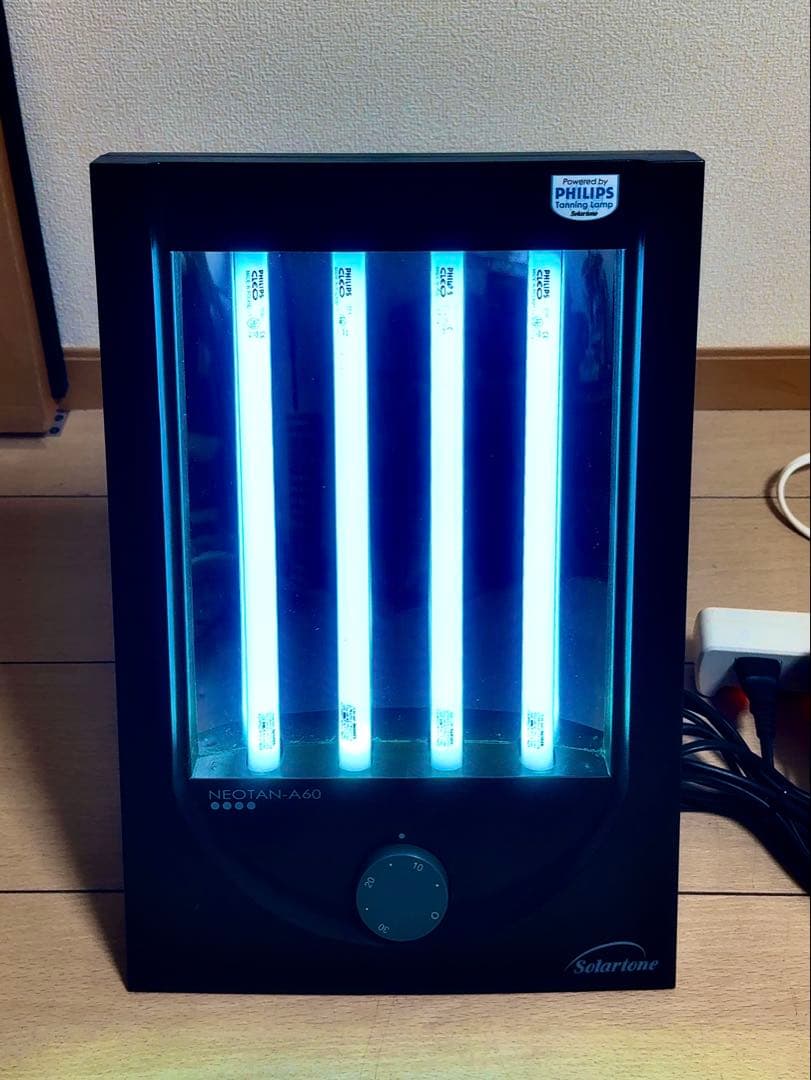 PHILIPS 家庭用日焼けマシン NeoTan-A60（ネオタン）