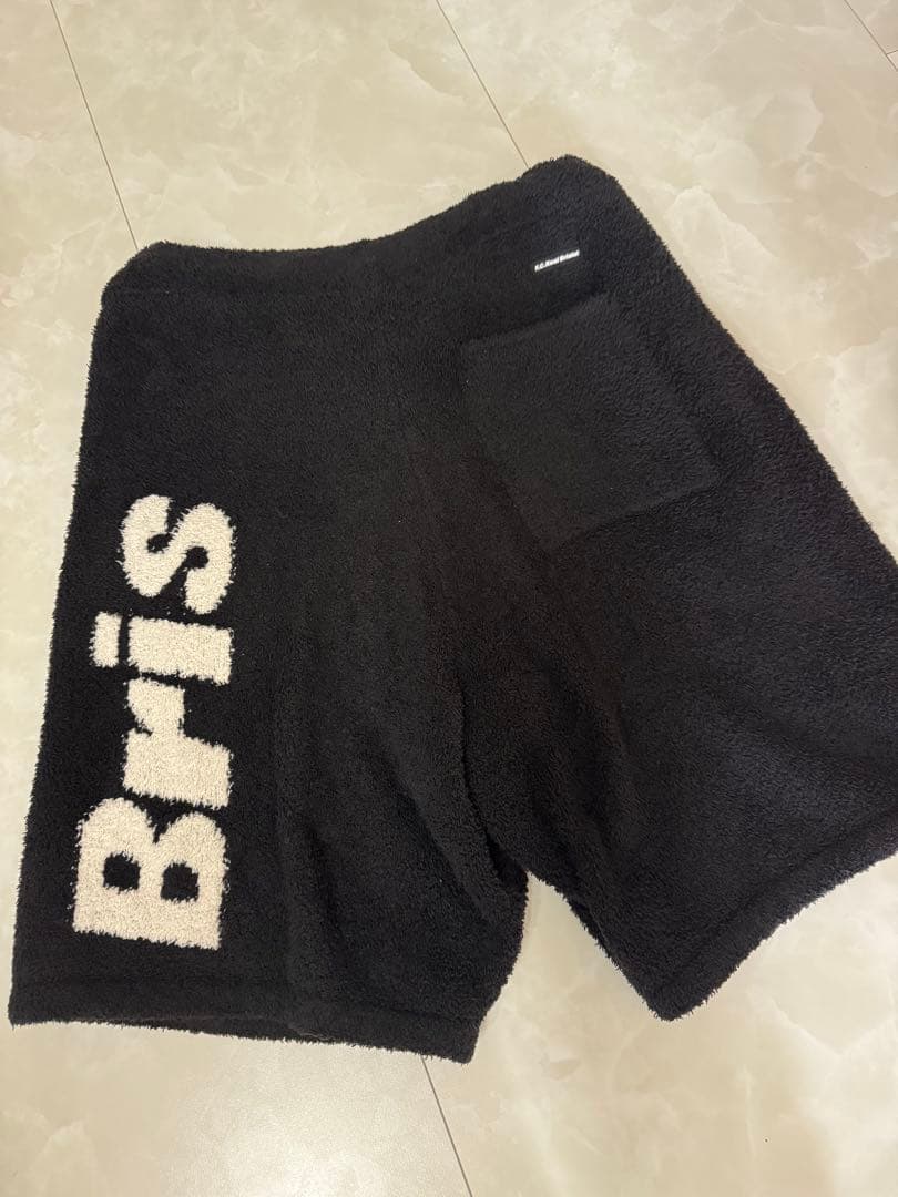 FCRB bristol BAREFOOT DREAMSパンツ