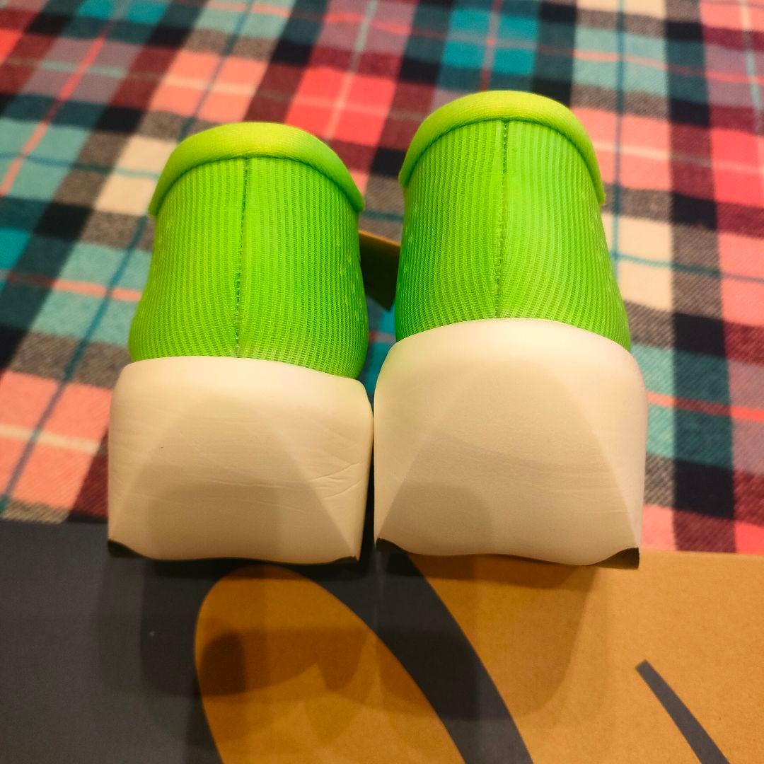 新品・未使用定価25.5ｃｍSPEED RAY メタスピード レイ超軽量