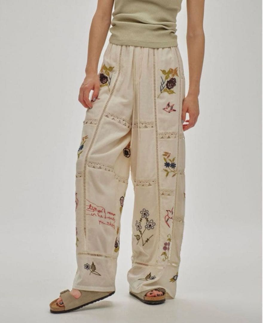パンツ todayful Embroidery Patchwork Trousers