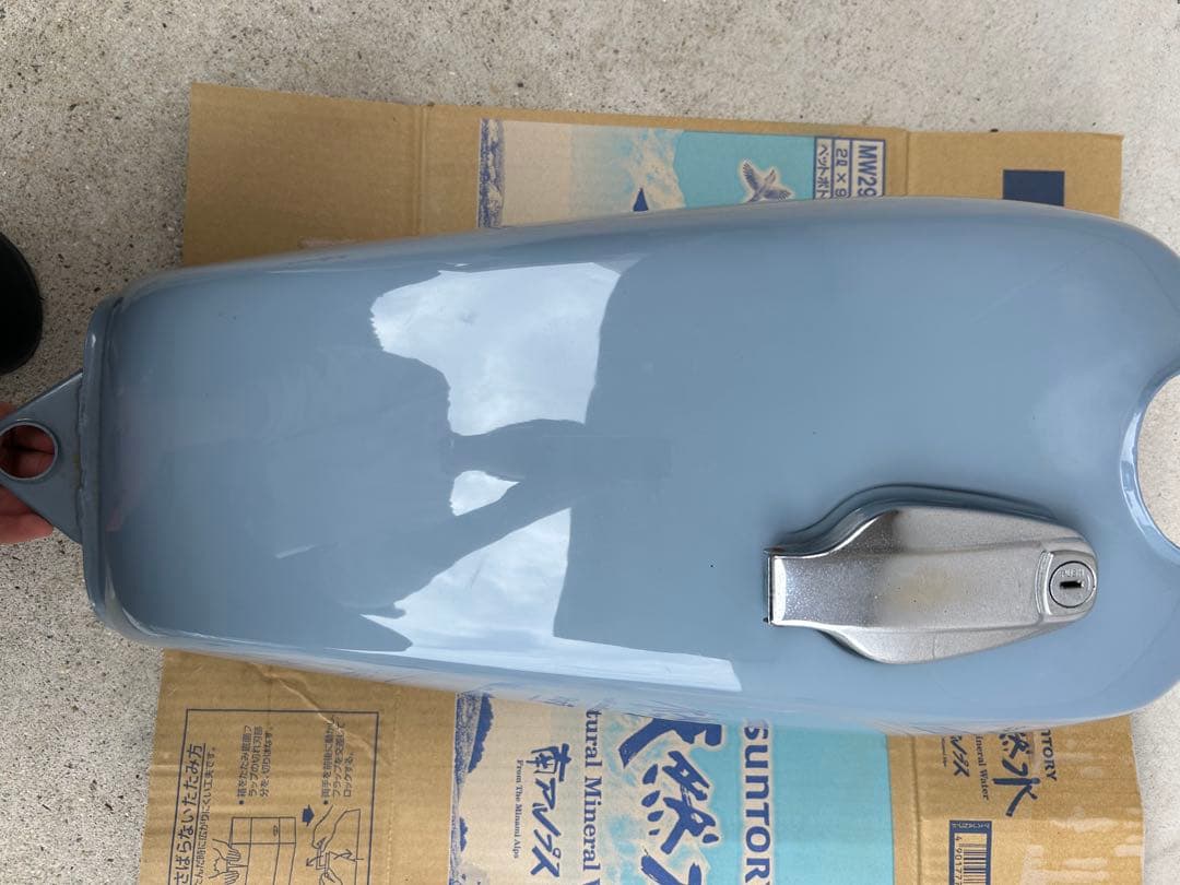 SR400初期型ノーマル・ナロータンク（ムール貝キャップキー、コック付き）中古品