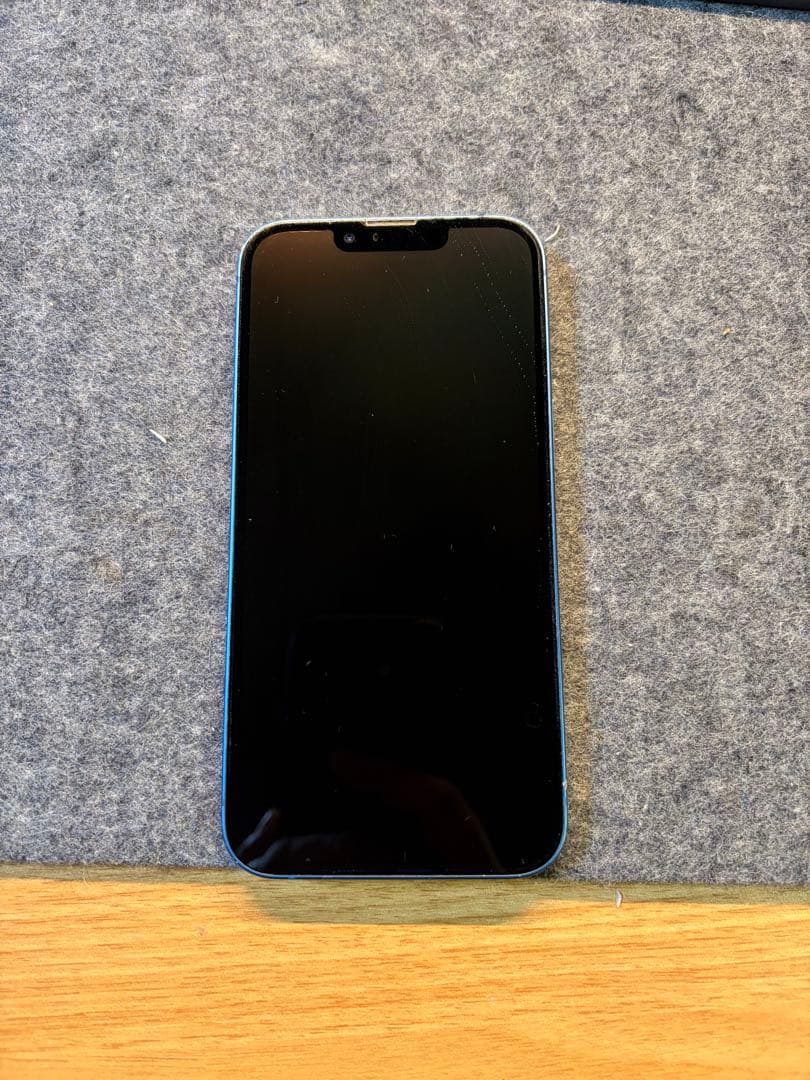 Apple iPhone 13 本体 ブルー