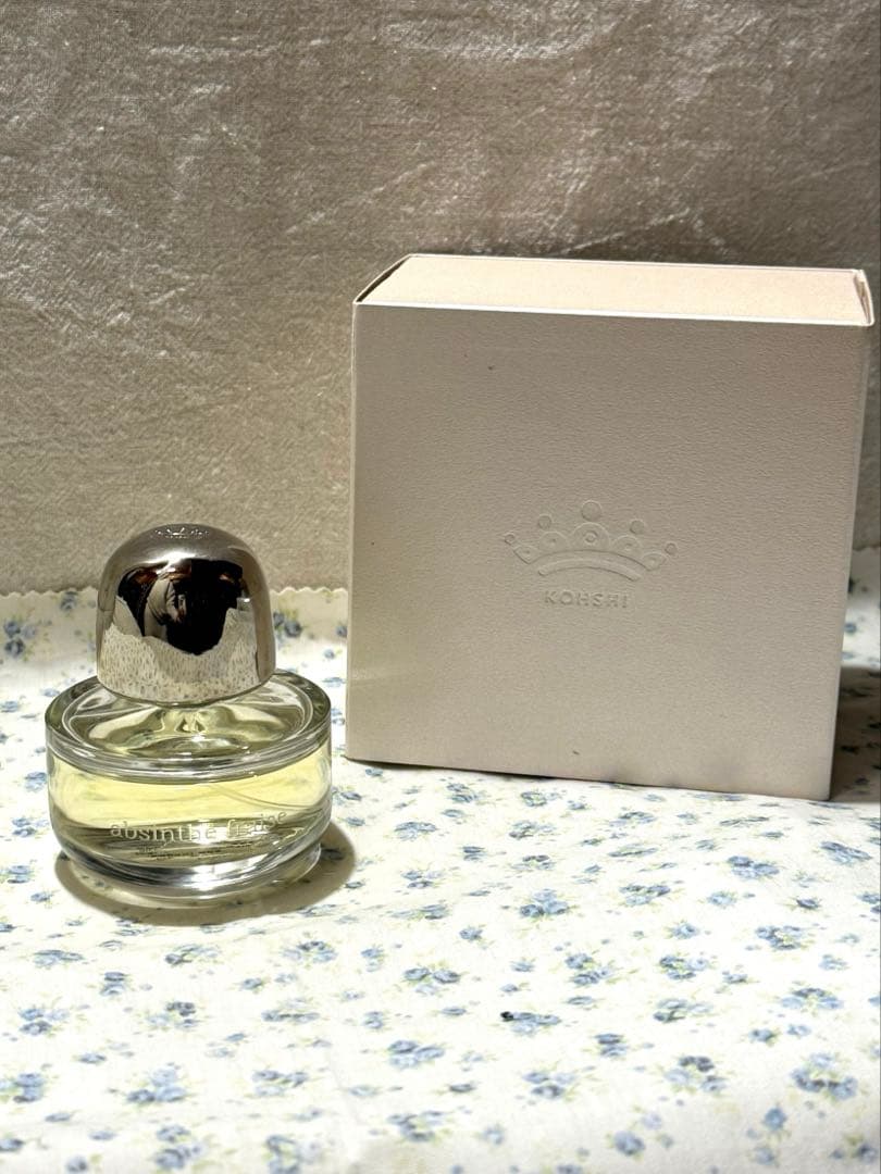 キレーサabsinthe fraise ユニセックス香水 50ml KOHSHI