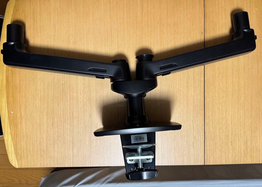 Amazonベーシック モニターアーム デュアル-ディスプレイタイプ
