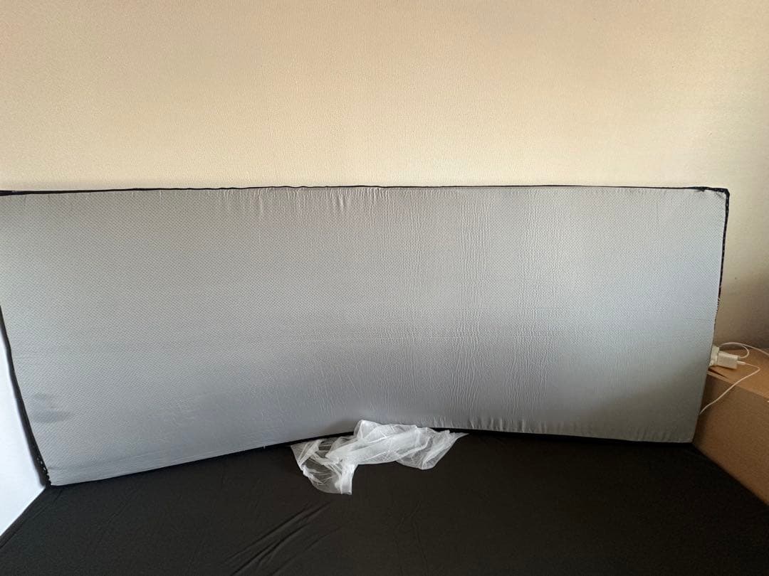 未使用ほぼ新品　GOKUMIN ノンスプリングマットレス セミシングル ブラック