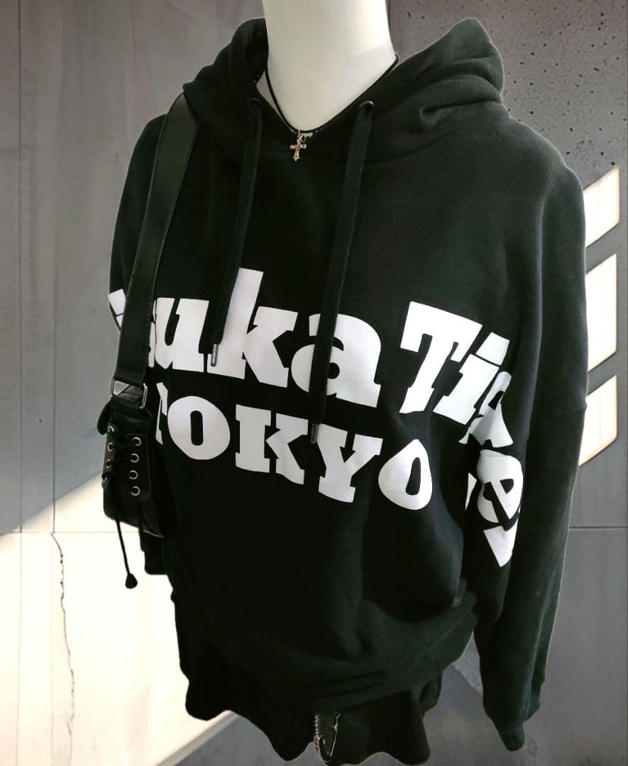 オニツカタイガー onitsuka tiger 山Ｐ着用 パーカー 非売品