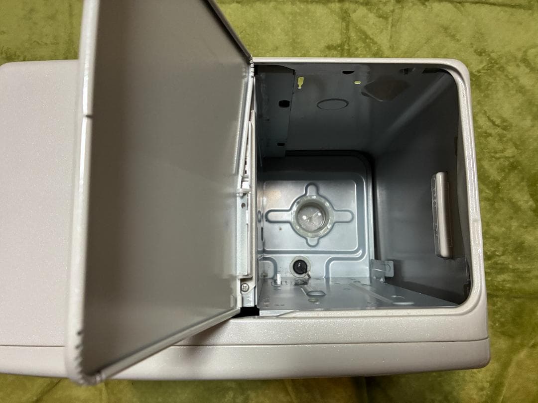 ☆ecoモードで節約暖房☆コロナ　石油ファンヒーター　FH-ST3613BY