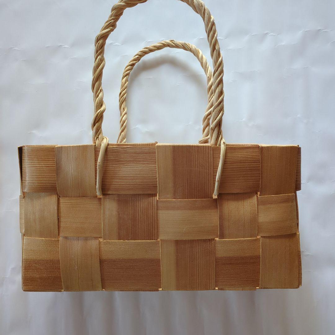 エストニア製長方形バスケット 北欧　カゴアミドリ