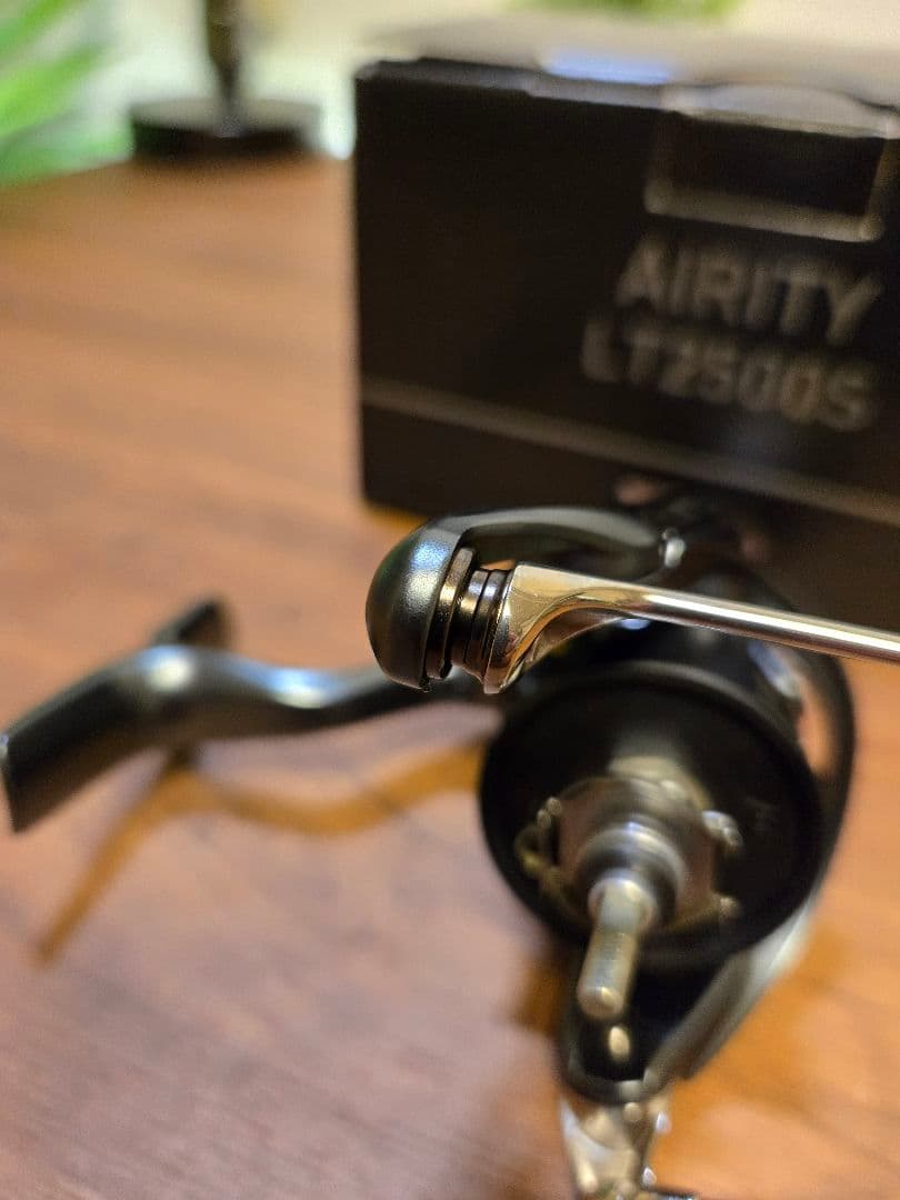 ダイワ DAIWA 23エアリティー LT2500S 25年10月新品購入品