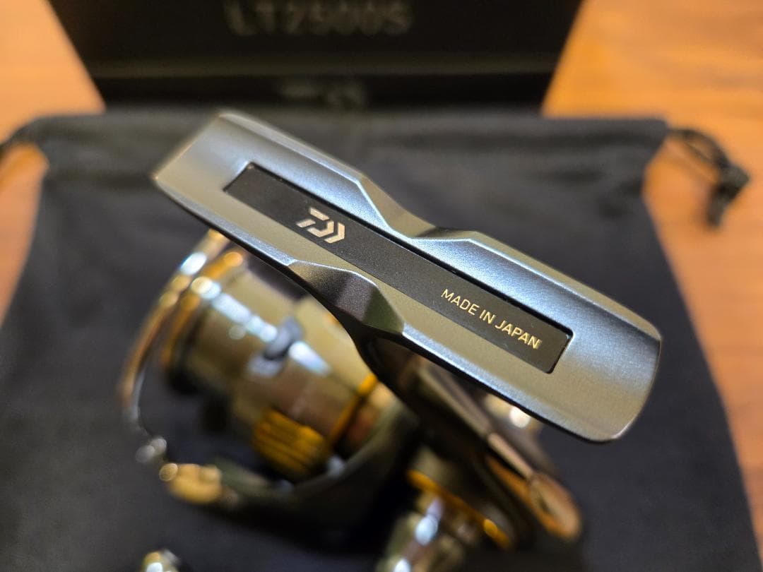 ダイワ DAIWA 23エアリティー LT2500S 25年10月新品購入品