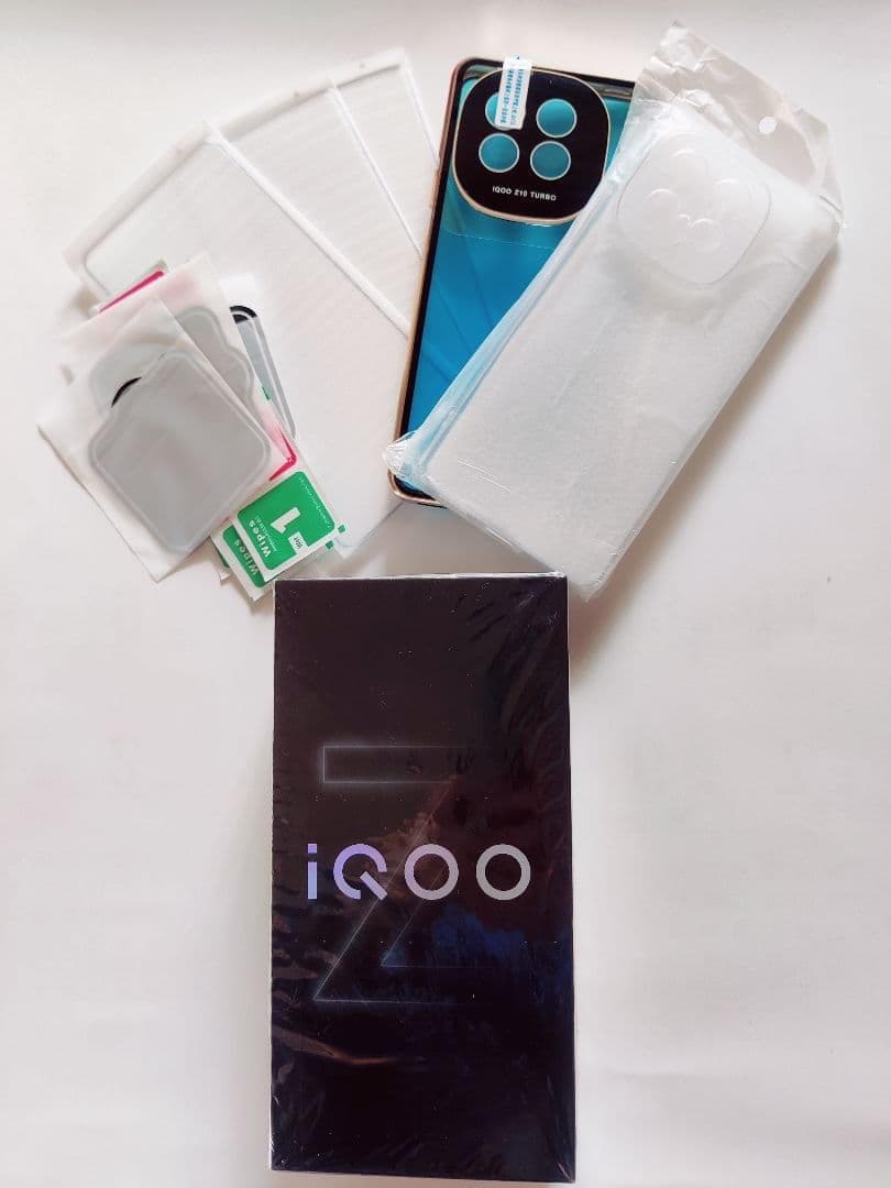 【本日発送】iQOO Z10 Turbo Pro 金 ほぼ新品 特典多数