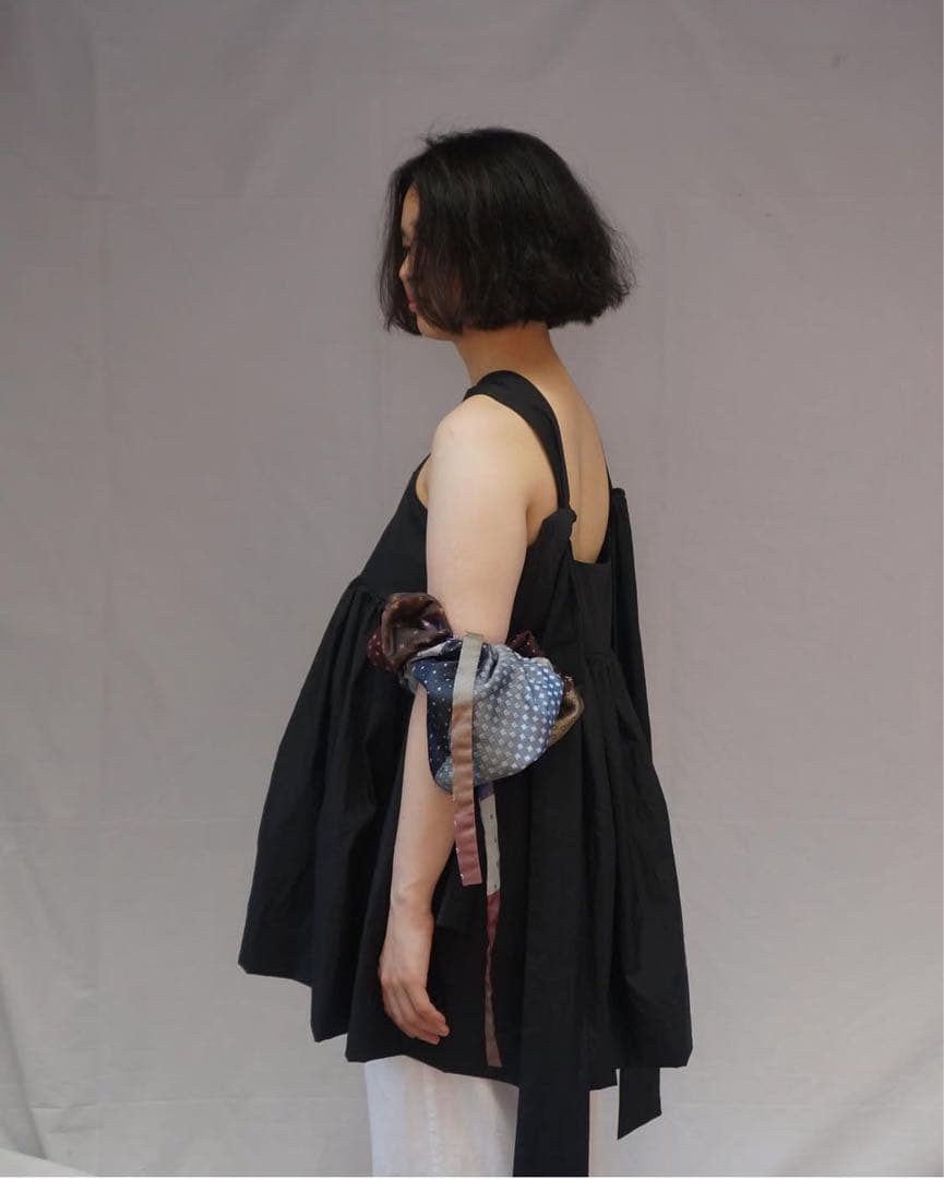 トップス tope cross strap tunic / nylon.b