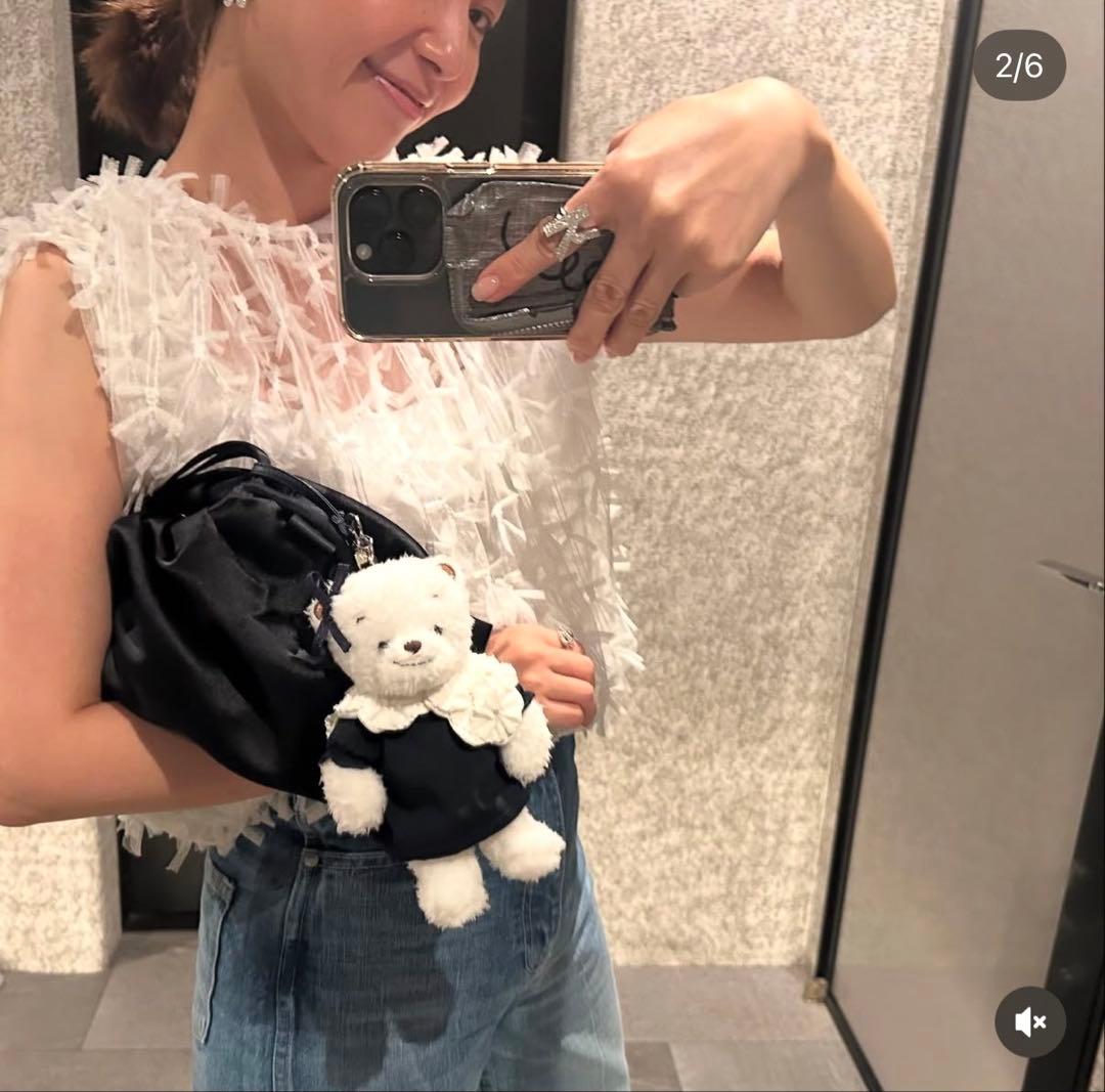 yori familiar コラボ　マシュマロクラッチバッグ　ネイビー