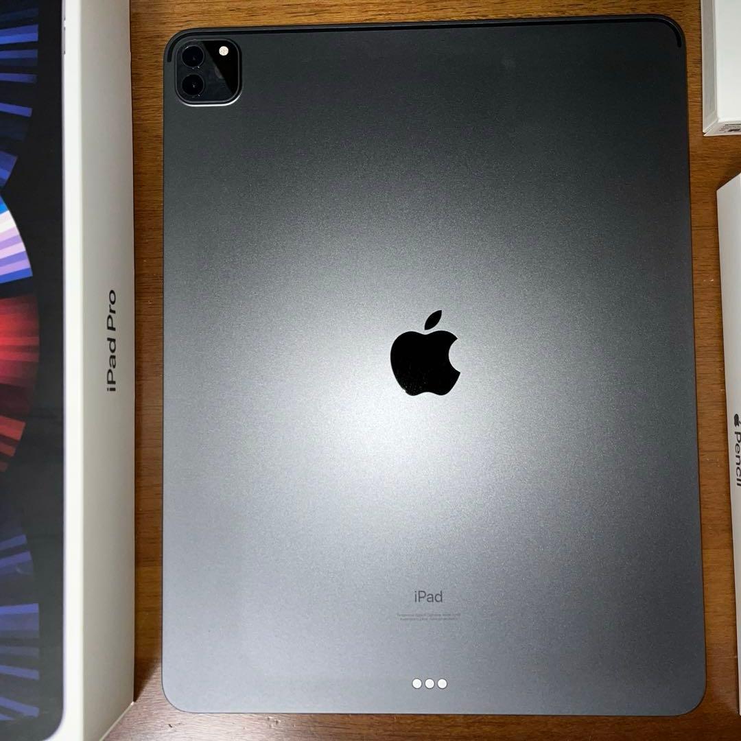 S*⠀様 iPad Pro 12.9インチ スペースグレー第五世代 256GB