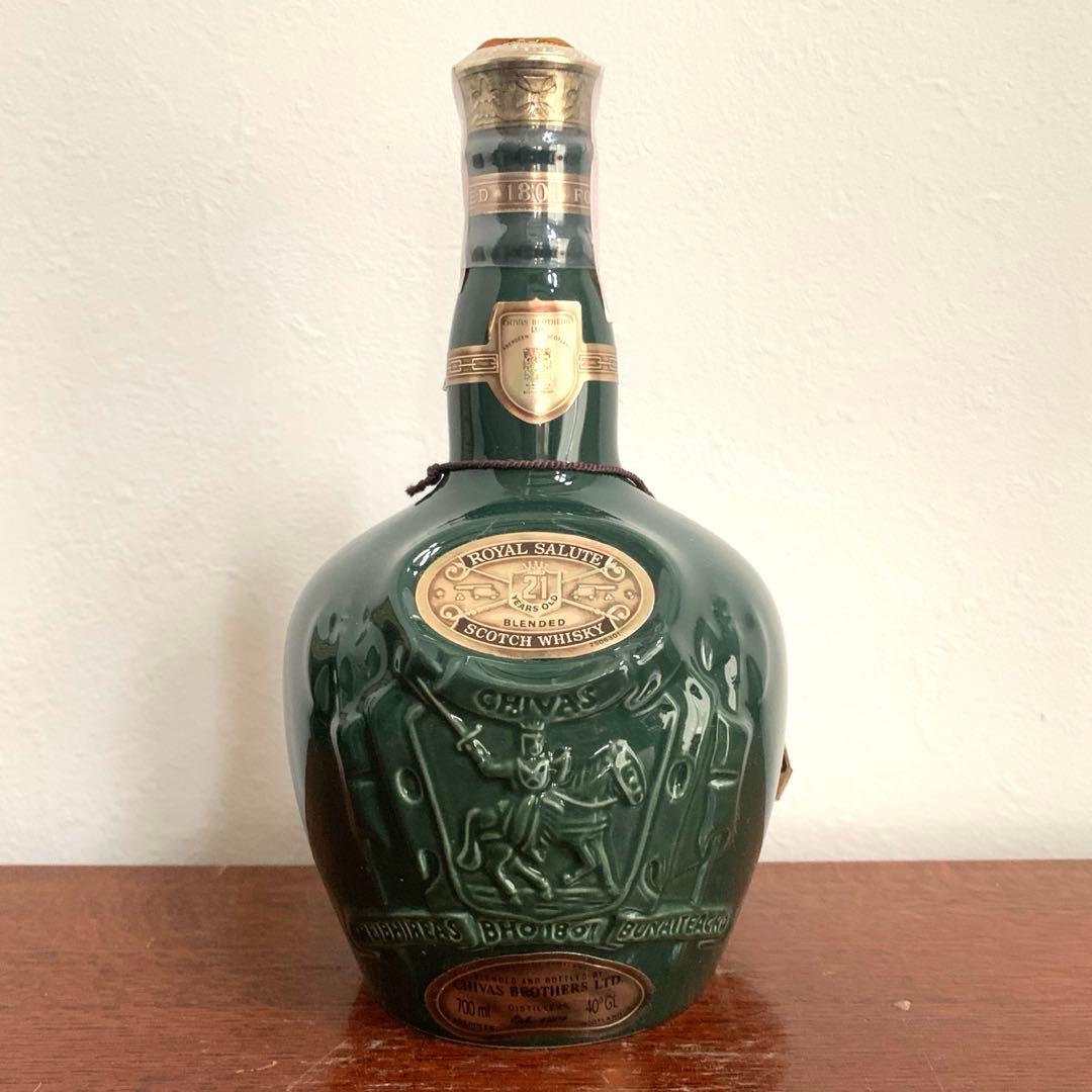 シーバスリーガル ロイヤルサルート21年 緑 陶器ボトル　未開封