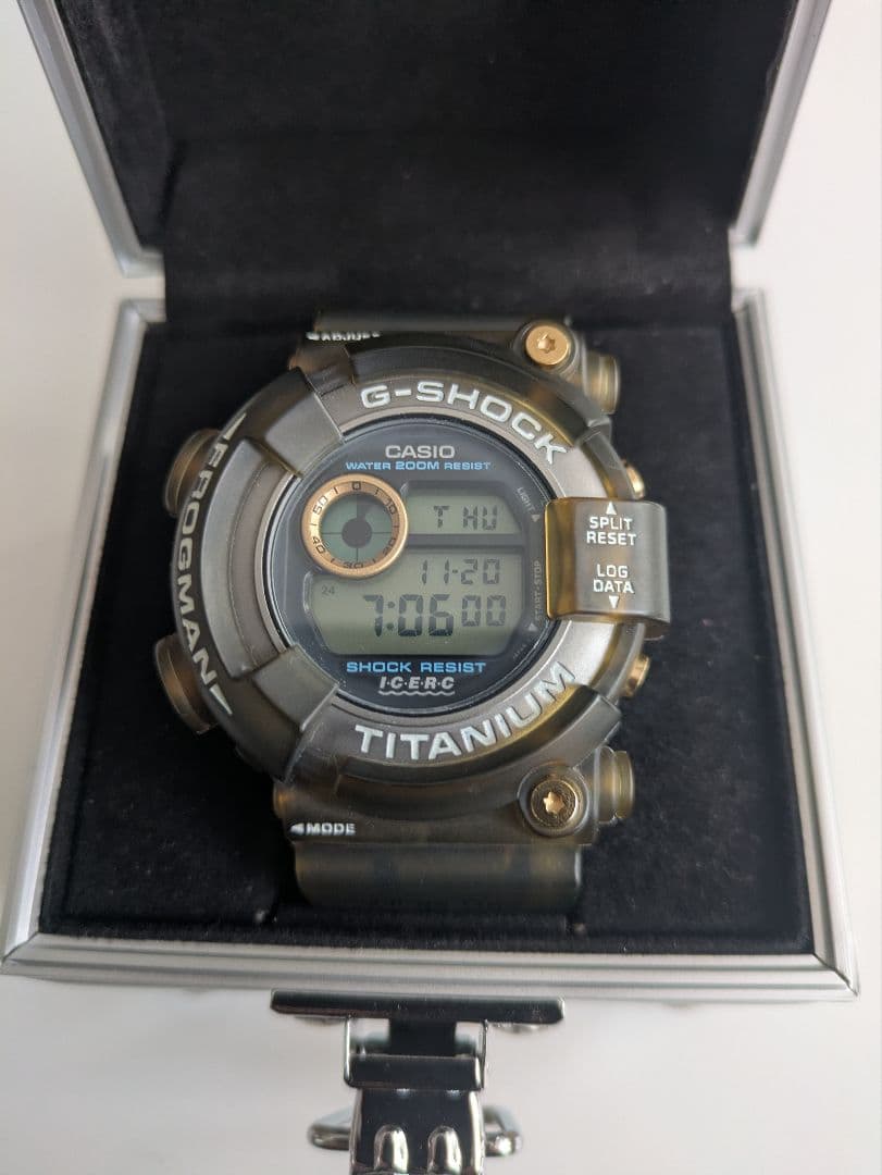 美品G-SHOCK DW−8200K フロッグマンイルクジ限定ケース付　本日特価