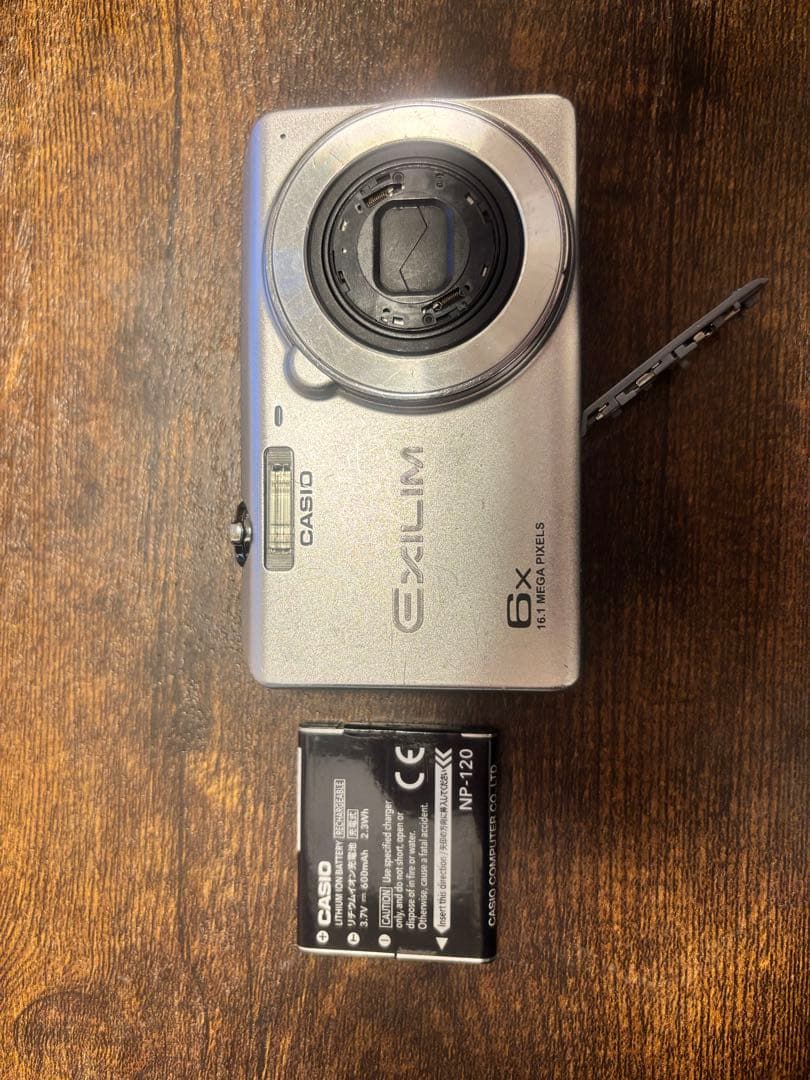 CASIO EXILIM 6倍ズーム デジタルカメラ