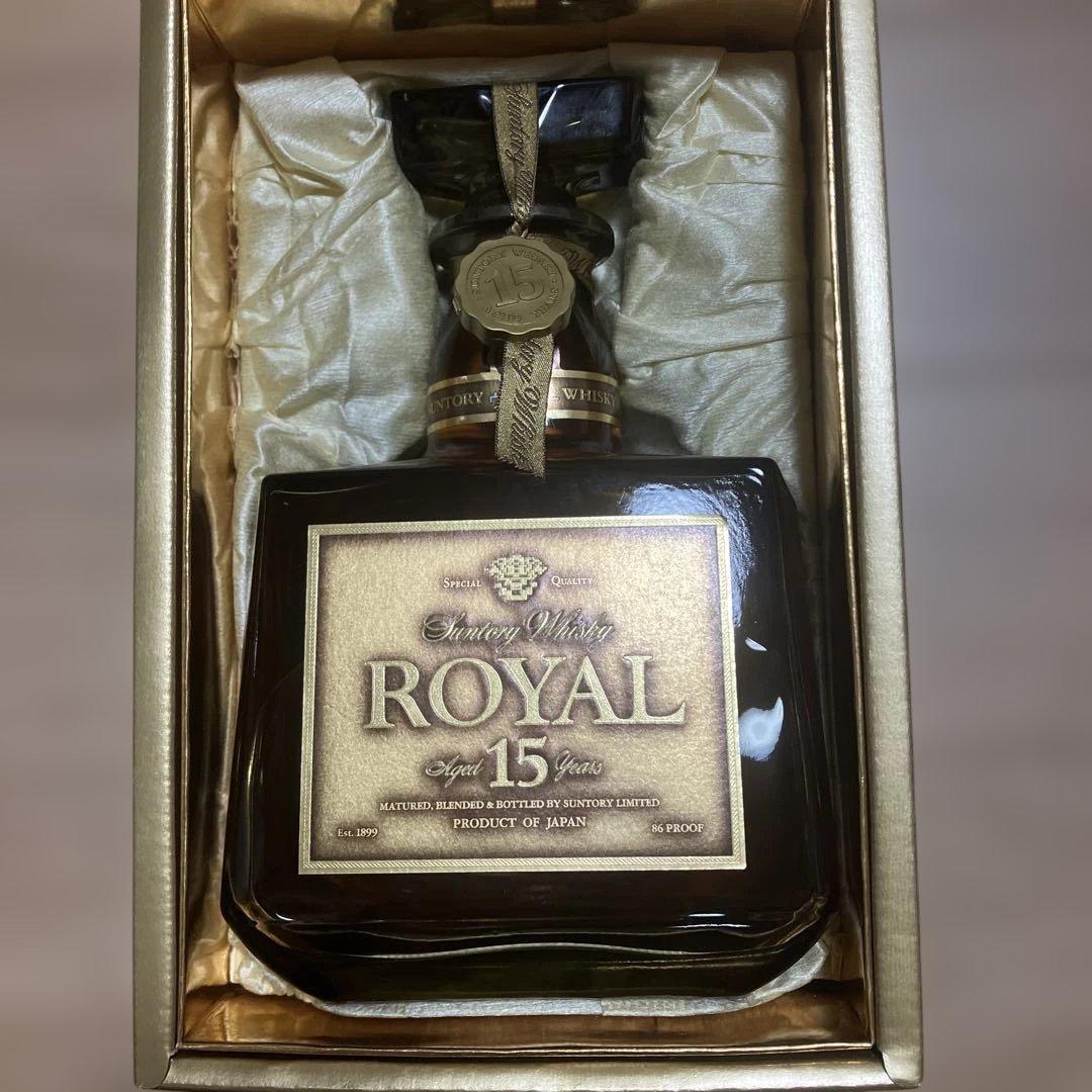 未開栓サントリーウィスキーローヤル 15年ゴールドラベル750ml