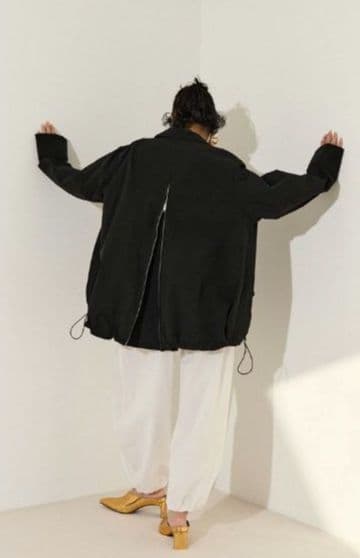 OMMO DRAWSTRING BACK ZIP JK　ブラック