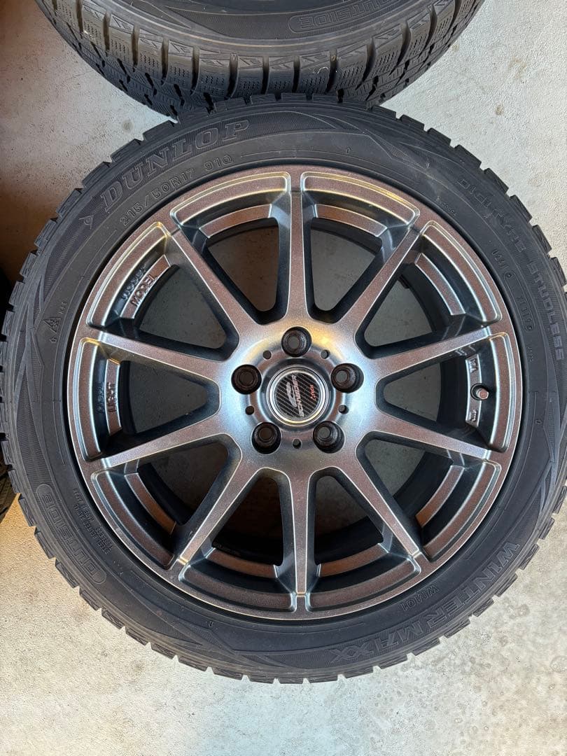 VOXYヴォクシー80 スタッドレスタイヤ セット