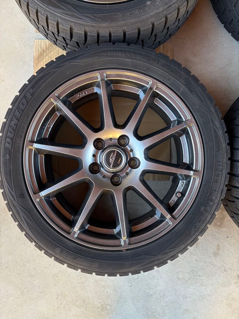 VOXYヴォクシー80 スタッドレスタイヤ セット