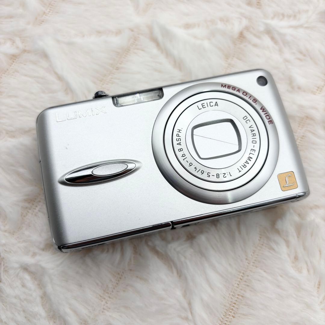 美品✨ Panasonic LUMIX DMC-FX01 シルバー