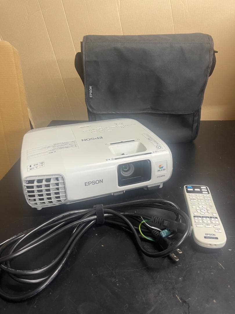 EPSON EB-940H プロジェクター 本体 1327時間 リモコン付き