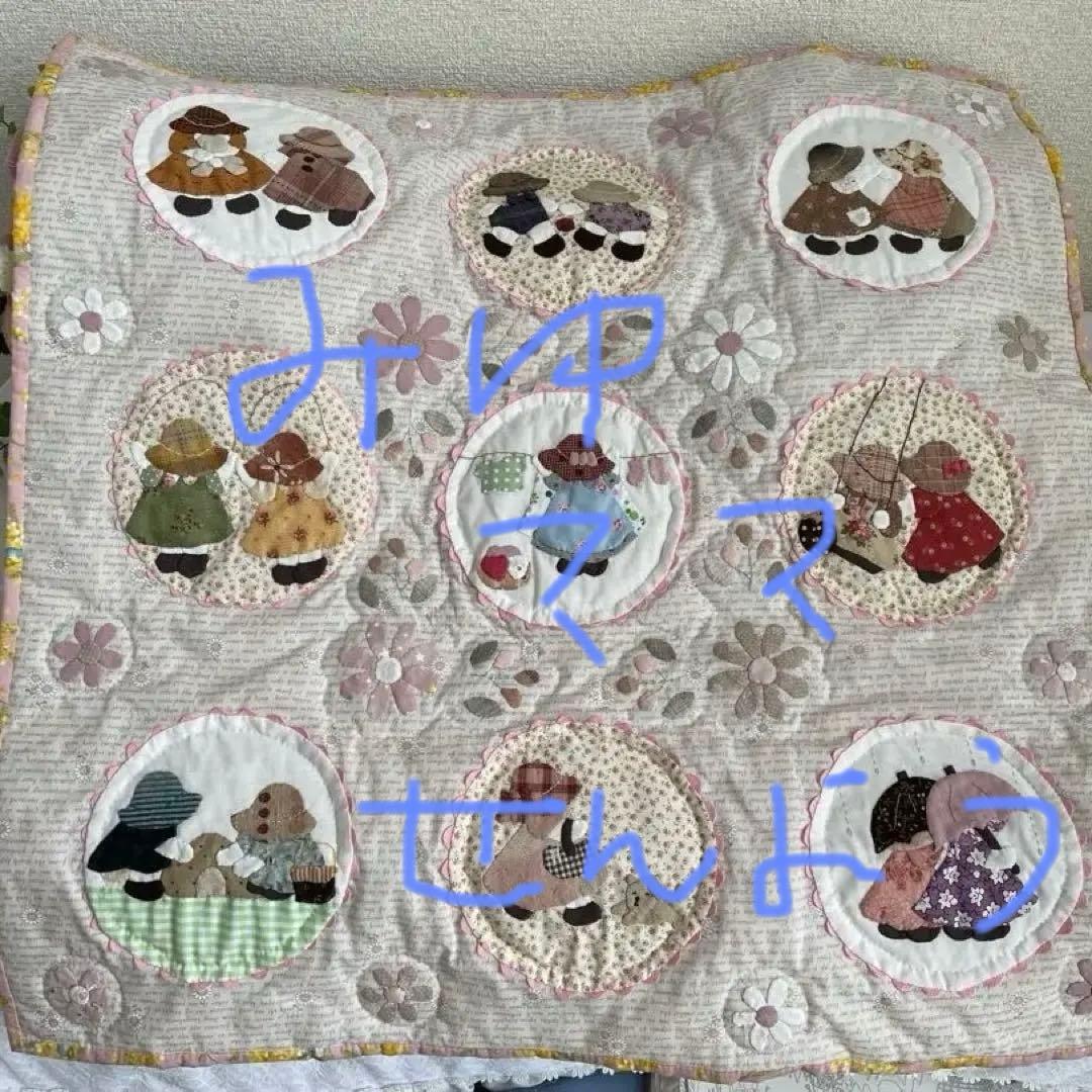 ★スーちゃんとお花のタペストリー★ハンドメイド・パッチワーク