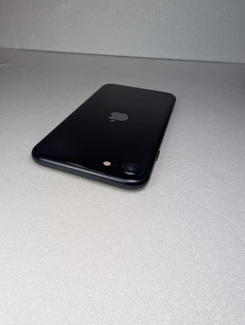 iphoneSE3 第3世代　64GB　ミッドナイト　管理番号16335