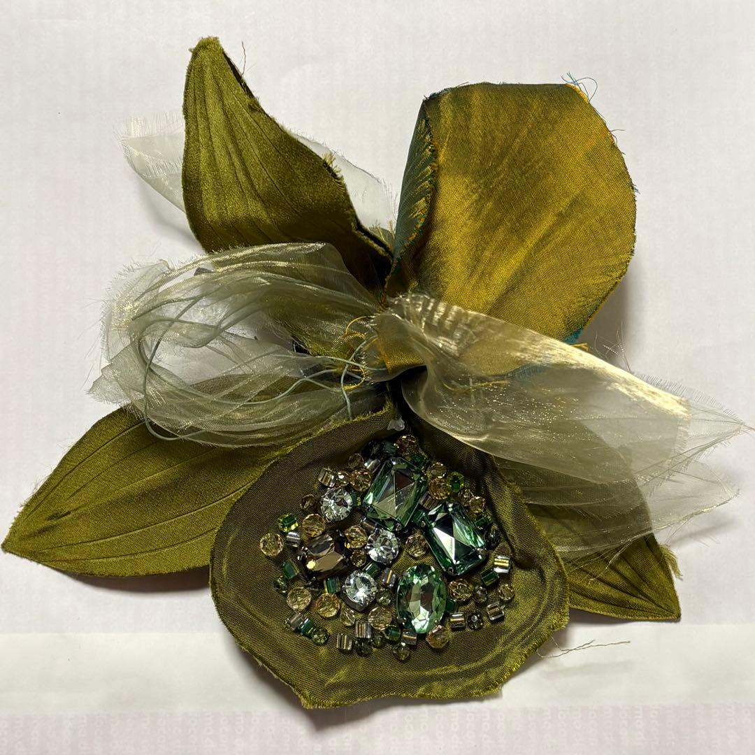 AIMER エメ　モスグリーンのドレス