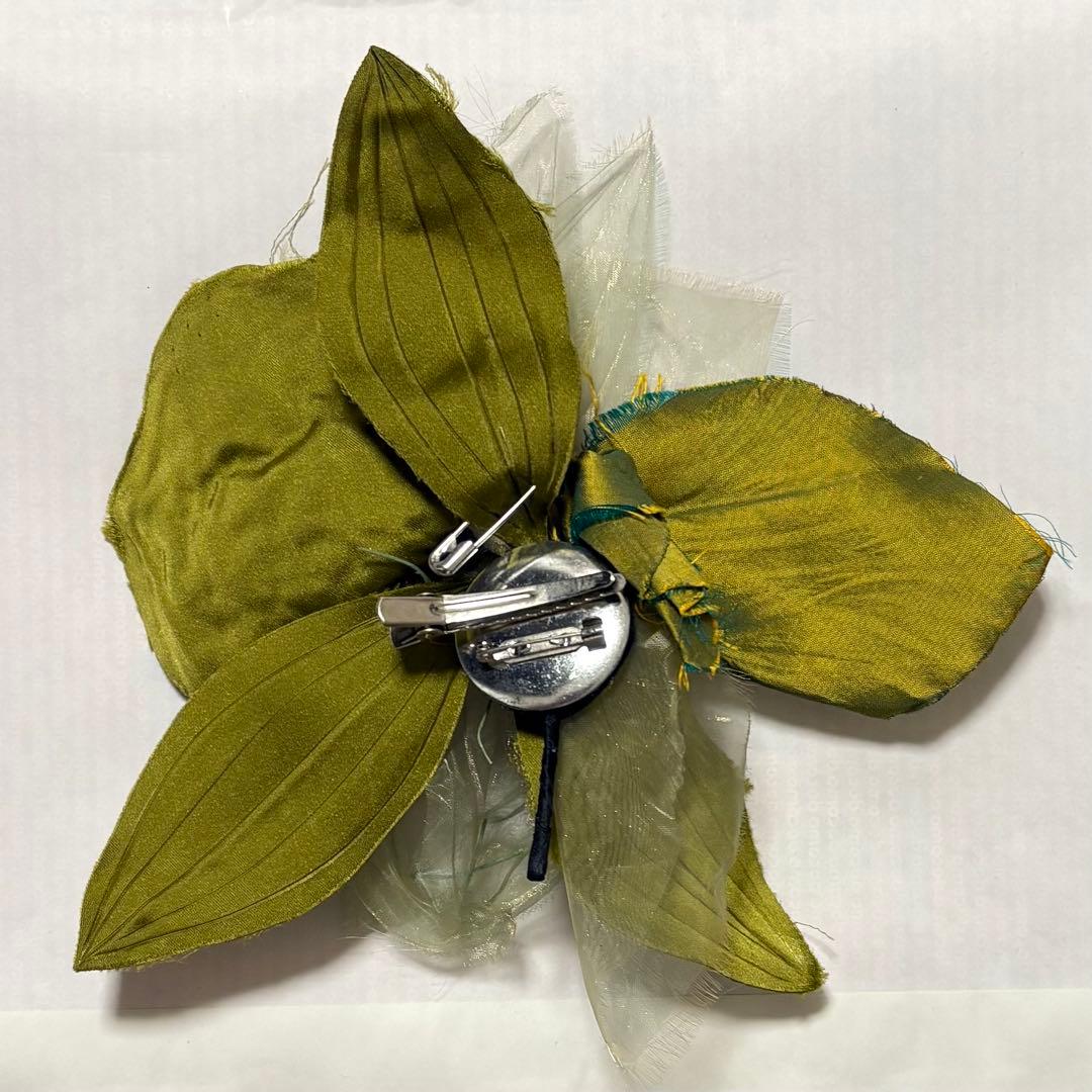 AIMER エメ　モスグリーンのドレス