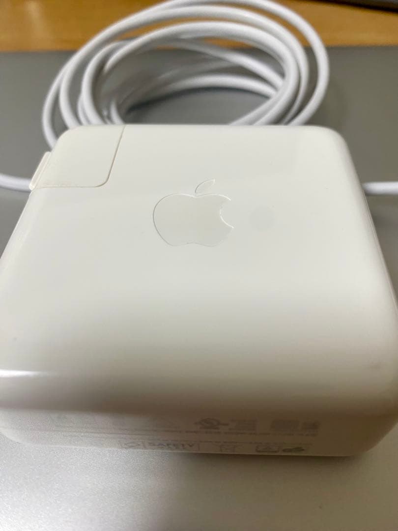 MacBook本体 MacBook Pro13inch 2020 16GB