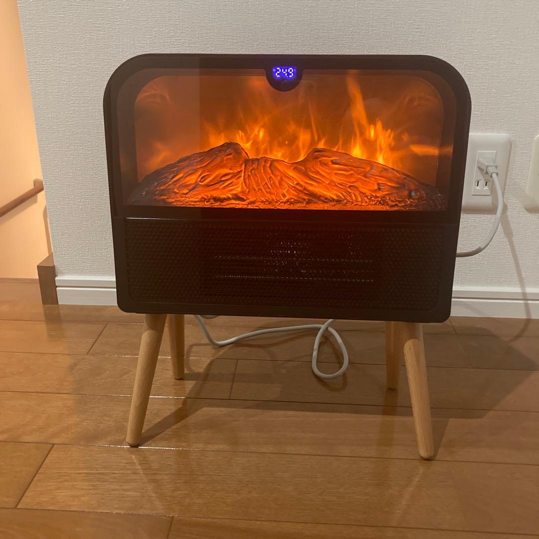 送料込み 匿名配送 ファンヒーター セラミック 暖炉 北欧 暖房 足元
