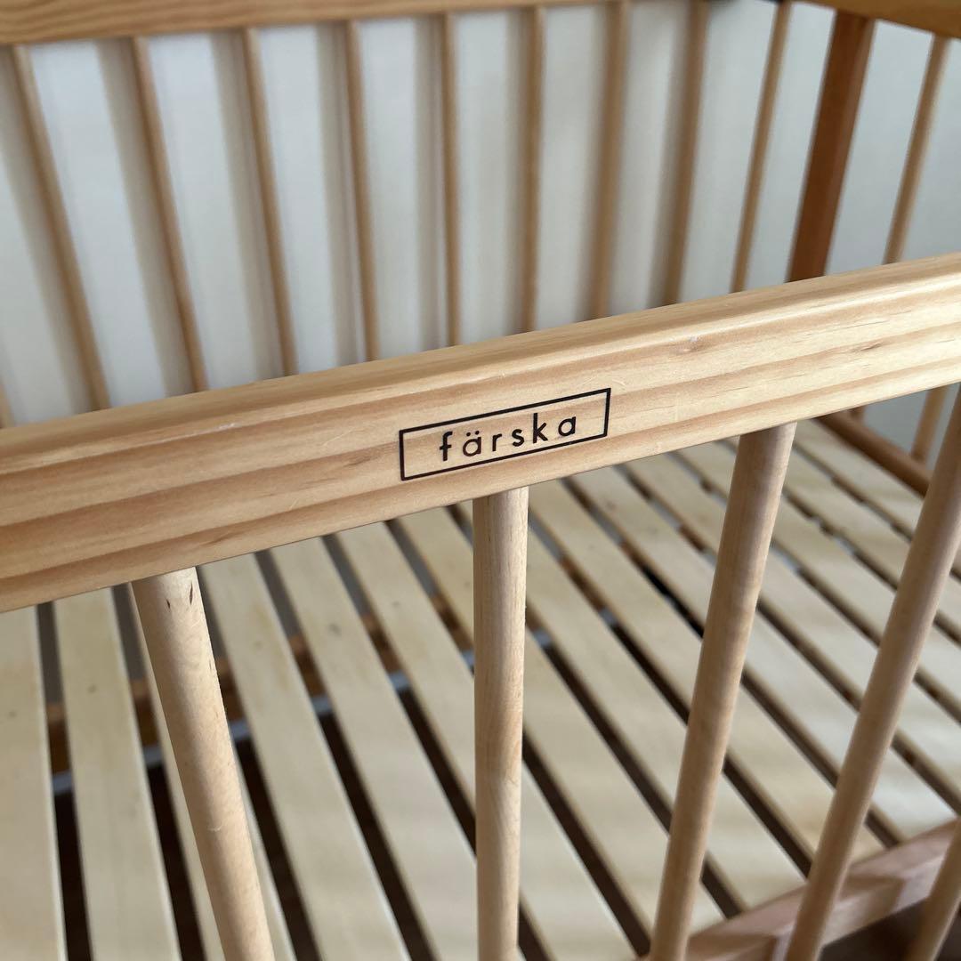 ファルスカ ベッドサイドベッド03