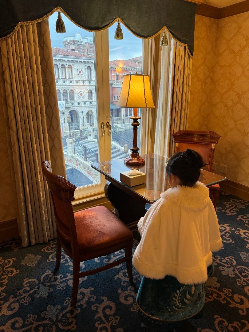 アナと雪の女王2 　戴冠式　ドレス　110cm　ビビディバビディブティック