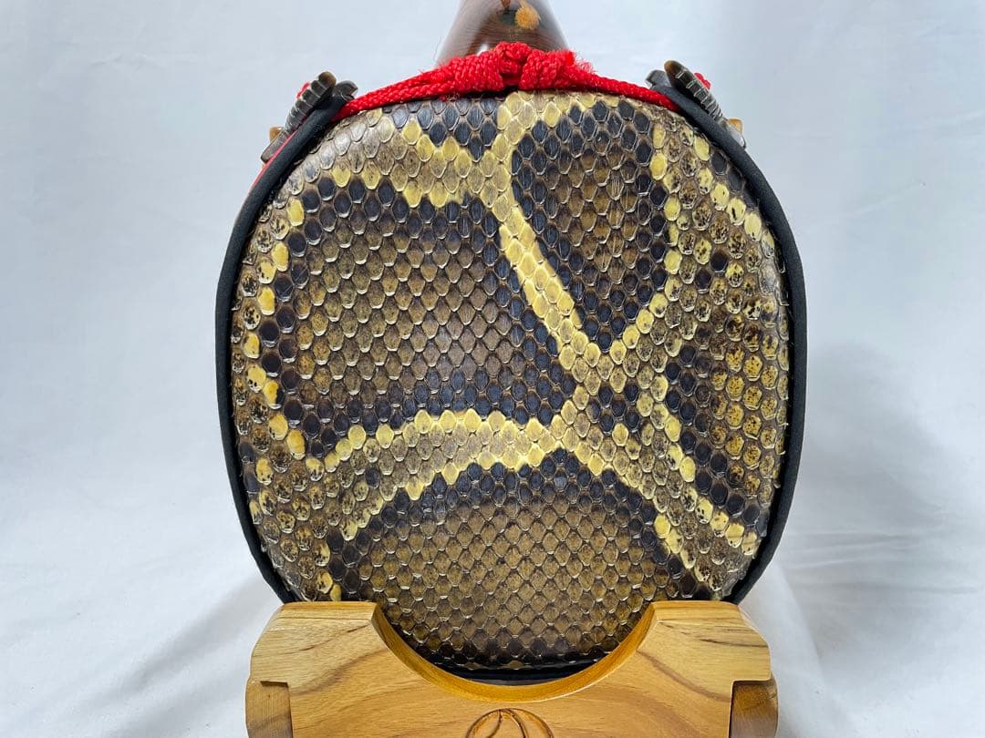 宮古木工芸 本皮1枚貼り/けやき棹 三線 与儀栄功作