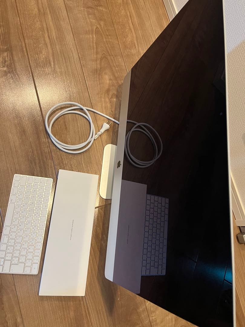 Apple iMac 27インチ Retina 5Kディスプレイモデル MXW