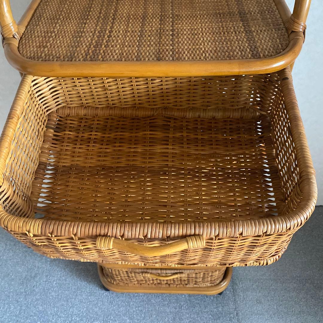 ファミリア　チェスト　棚　ラタン　籐　5000円＋送料8600円（250サイズ）