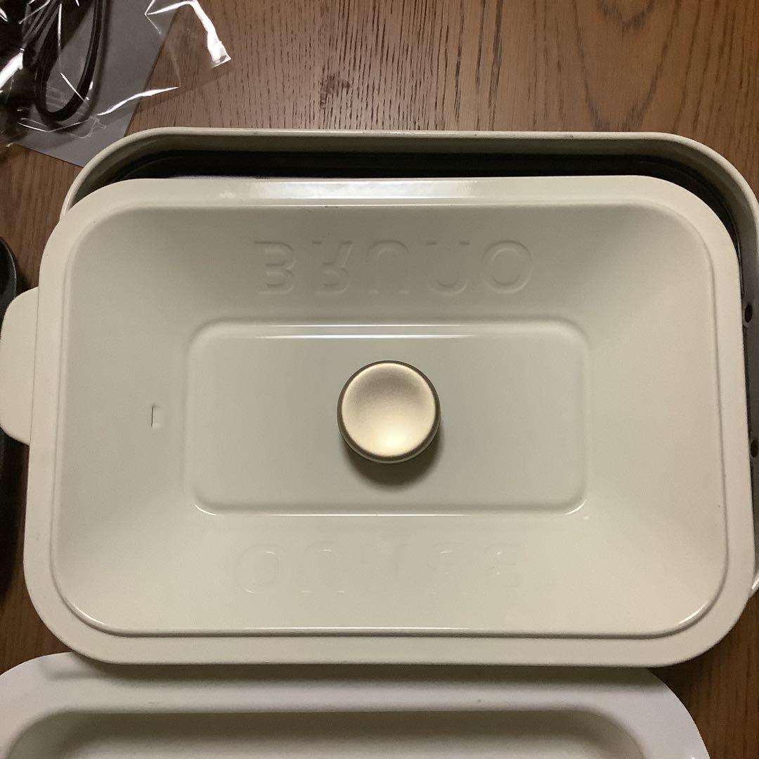 ブルーノ　コンパクトホットプレート　プレート2枚＆セラミック鍋