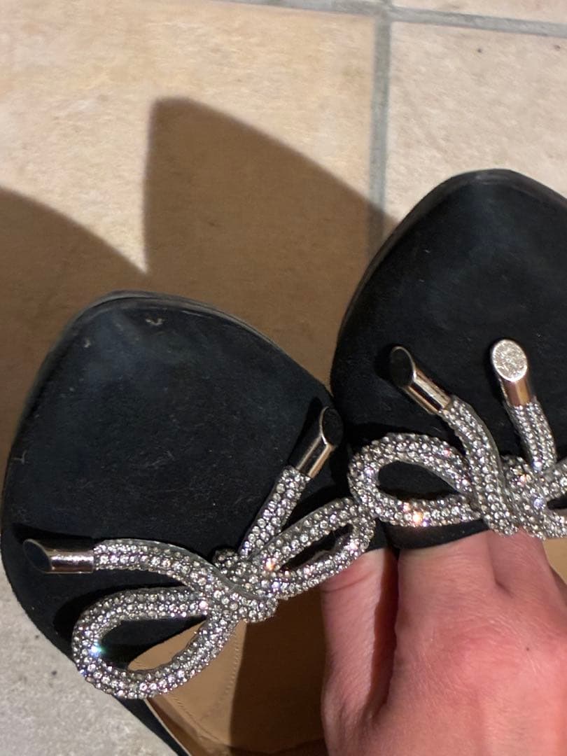 Chatelles /ポインテッドトゥ /フラットシューズ /黒