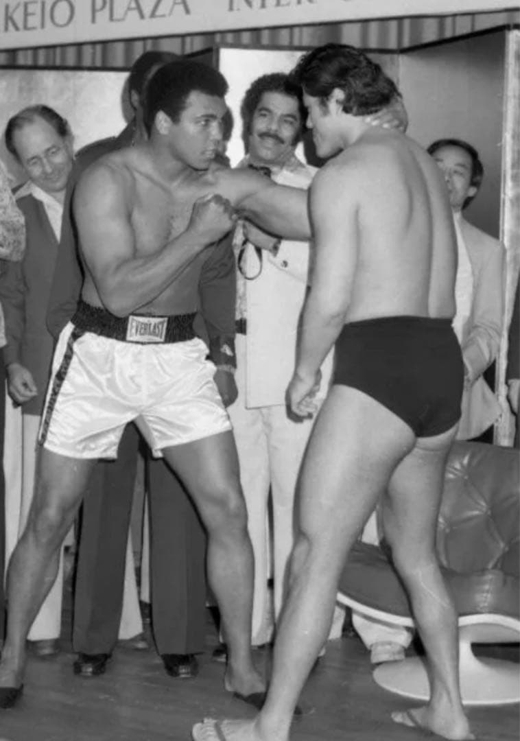 超特価！RING 誌チャンピオンベルト　レプリカ　井上尚弥　アントニオ猪木UFC