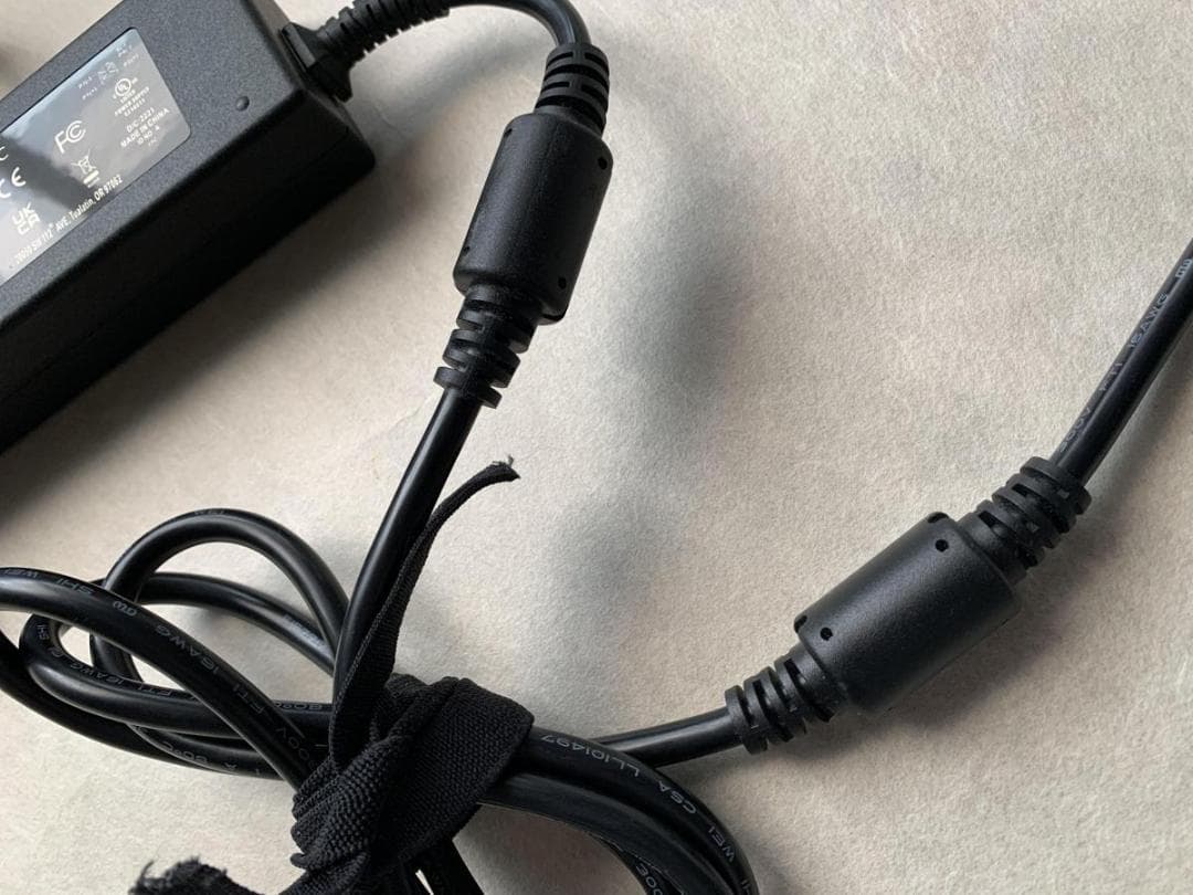 CUI GaN ACアダプター 18V 200W SDI200G-18-U