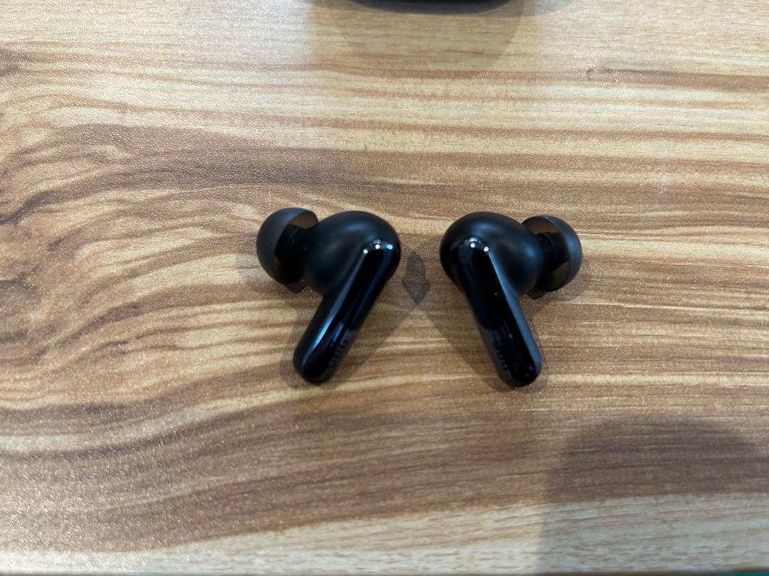 JBL LIVE BEAM 3（超美品）