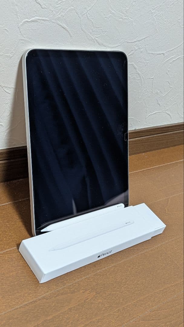 iPad第10世代64GB(最大容量96%)とAppleペンシル。値段交渉可